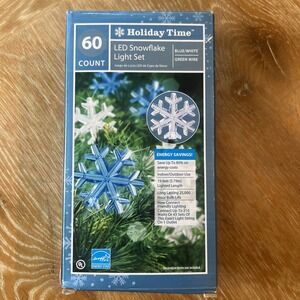 Holiday Time - LED Snowflake Light Set 60 Count Blue White Old Stock